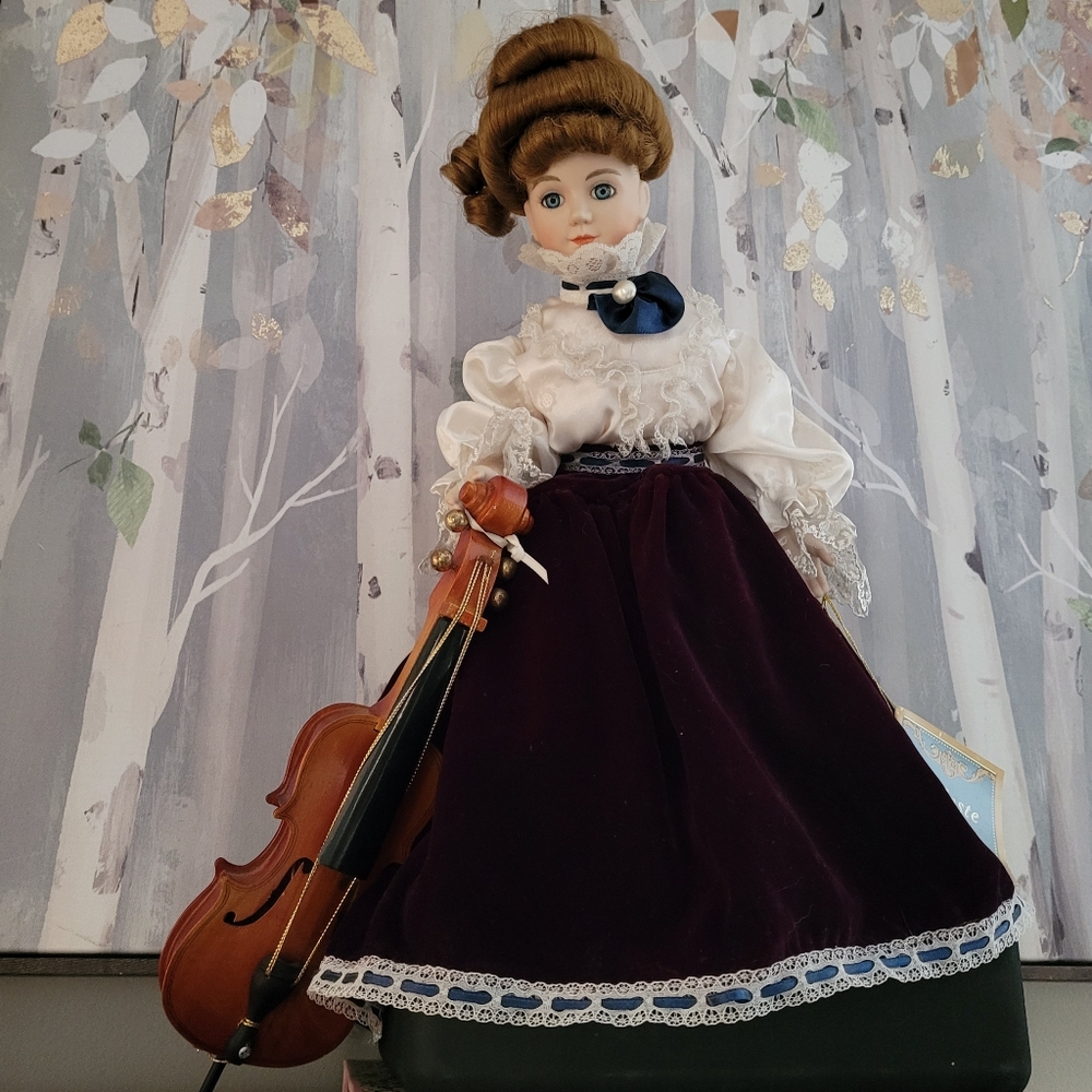 CELESTE Victorian Style Musical Porcelain Doll W/ Cello ANCO 1994 "Feelings" - Picture 5 of 16